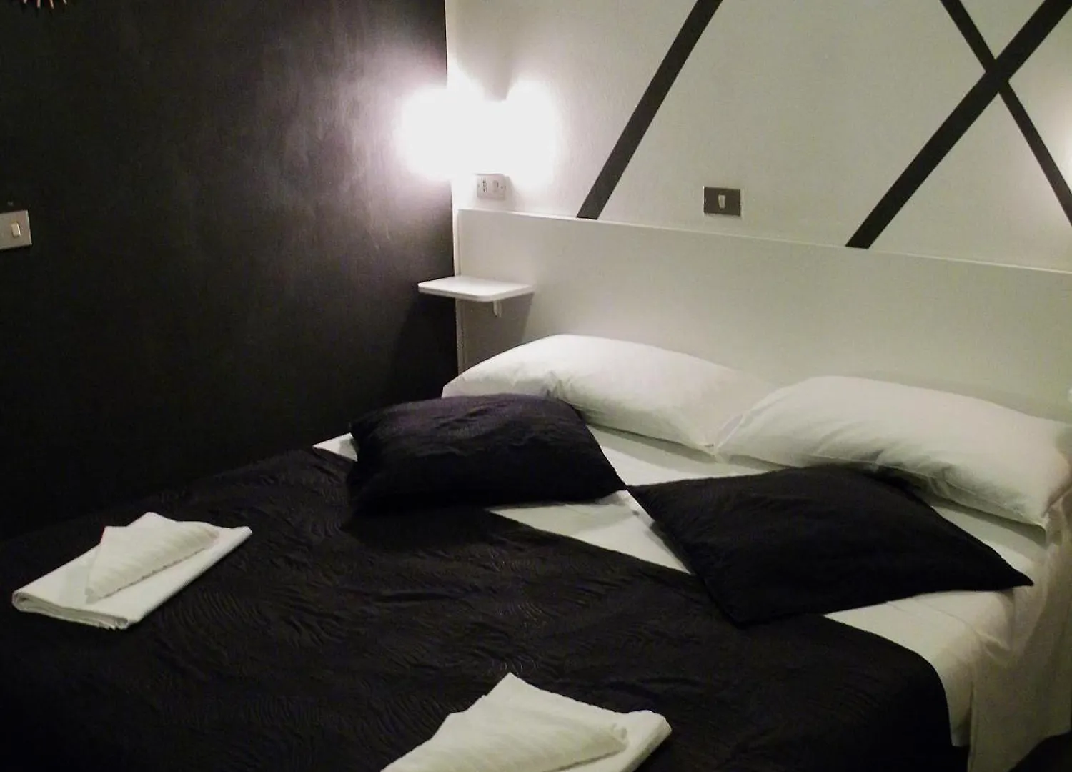 WuHostel Cervia Hotel